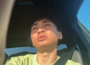 小明剑魔已与老婆分居：一人五猫两台电脑去武汉